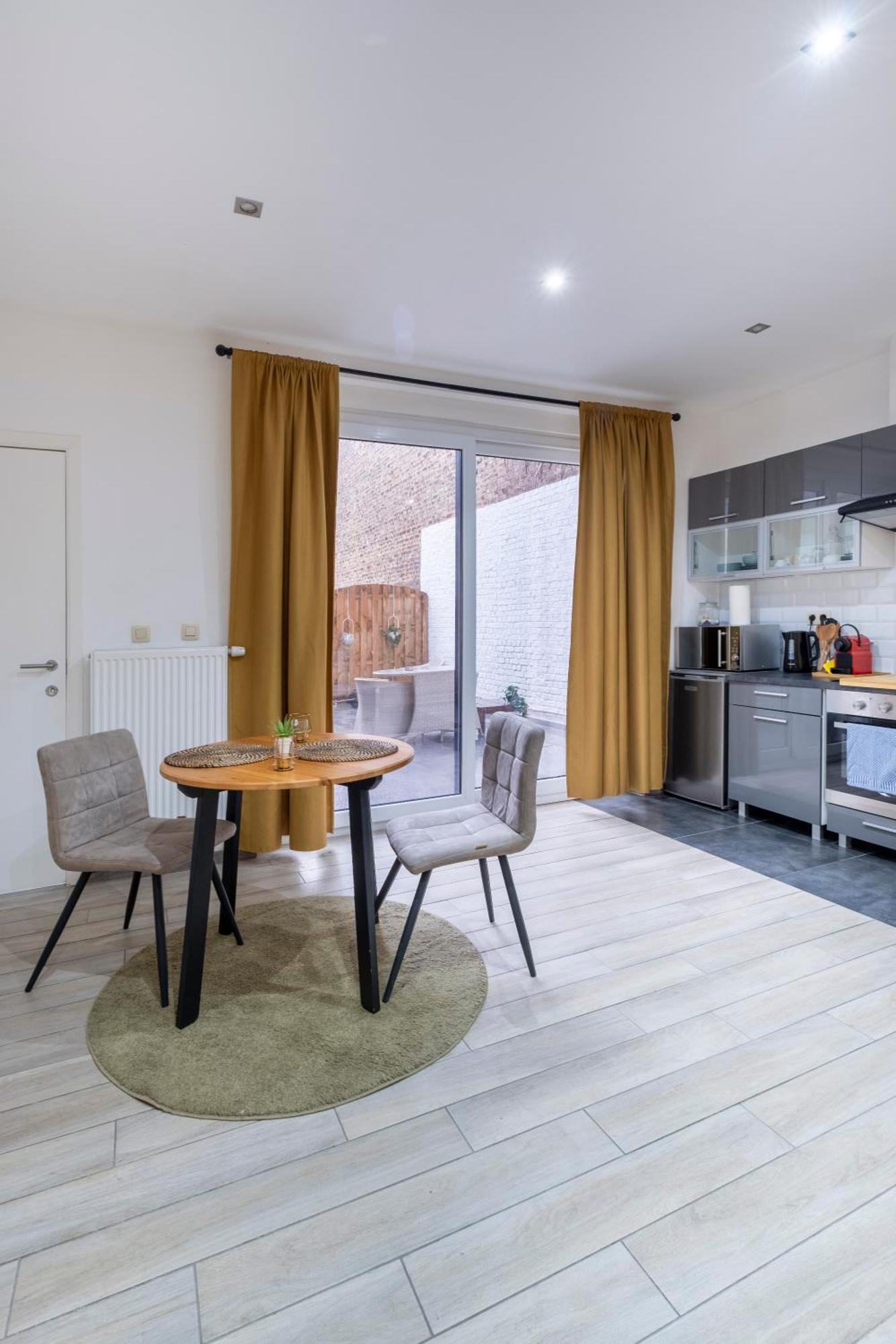 Nomad Apartments - Henin Charleroi Rum bild